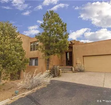 Holiday home Camino Chaco In 1200 East Three-bedroom Holiday Santa Fe
