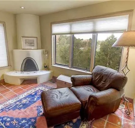 Camino Chaco In 1200 East Three-bedroom Holiday Holiday home Santa Fe